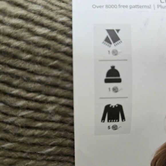 Lion Brand Scarfie Yarn CREAM/TAUPE 5.3 OZ - Picture 6 of 9